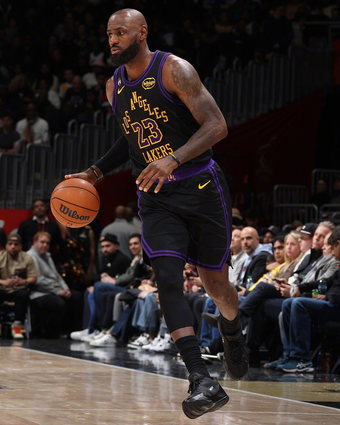 风云突变华盛顿奇才转会期再遭质疑詹姆斯连续三场比赛得分超过状态火爆，冲刺阶段罗马调整名单以备欧超杯都惊呆了 