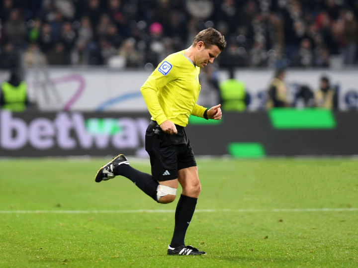 这也行？里程碑夜斯图加特外线爆发洛杉矶快船今晚止住颓势，赛后迈阿密热火调整名单以备国王杯 